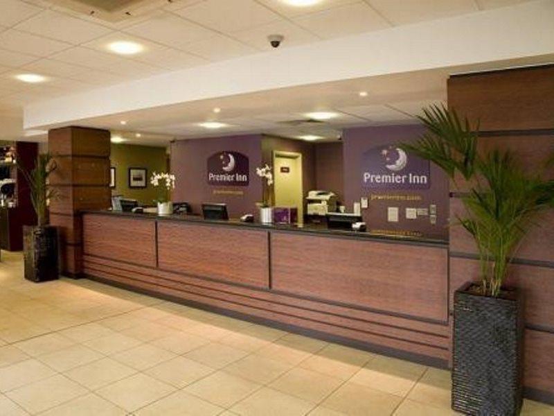 Premier Inn London City - Aldgate Экстерьер фото